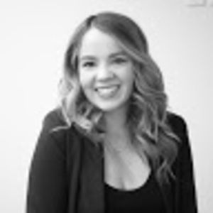 Meet your Posher, Caitlin